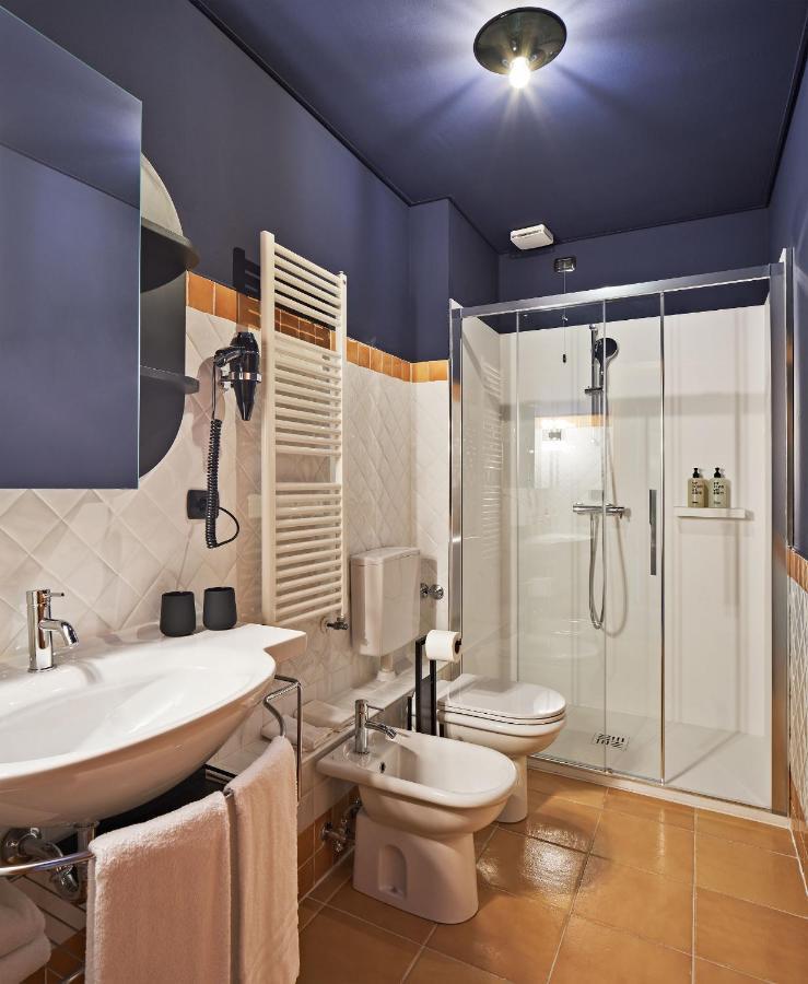 Two-Bedroom Apartment,1366855676:JPEG